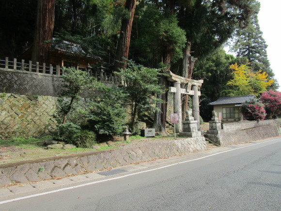 菱形八幡宮が日本最初の八幡宮と肥後国史にあり_a0237545_19562706.jpg
