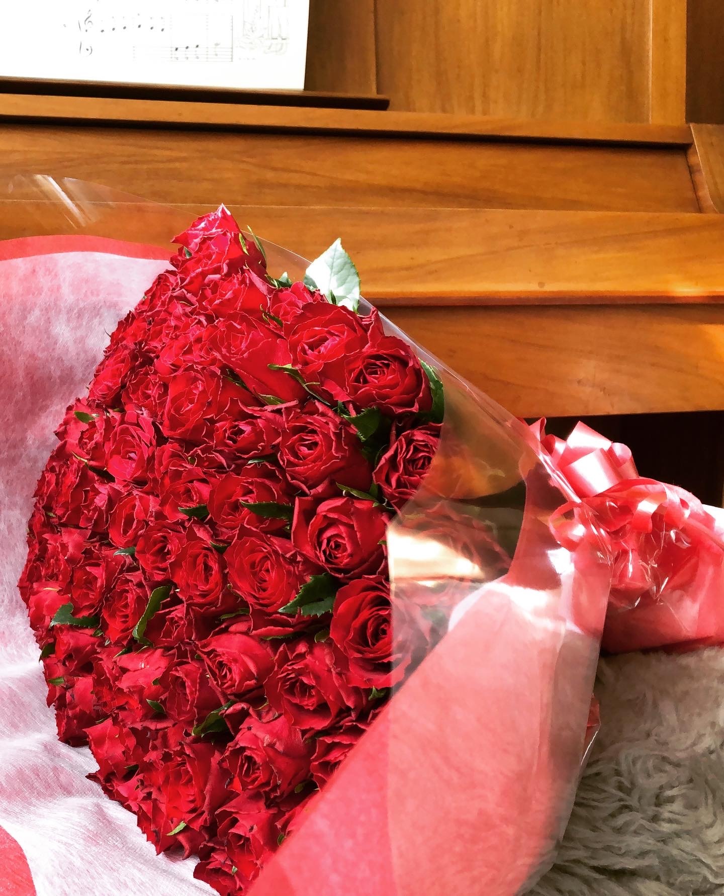 師走 100本の薔薇_a0129492_07400776.jpeg