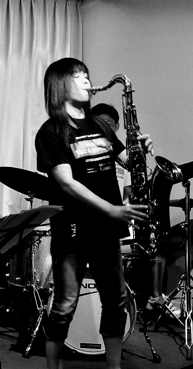 広島　ジャズライブ　カミンJazzlive Comin 12月始まりましたですね。_b0115606_10291675.jpeg