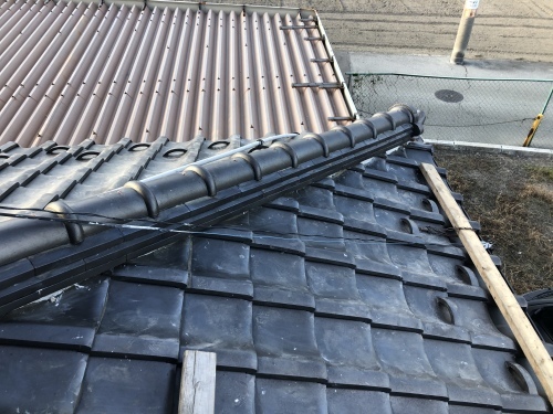 甲府市 銀黒の屋根 其の三_b0242734_15273807.jpeg