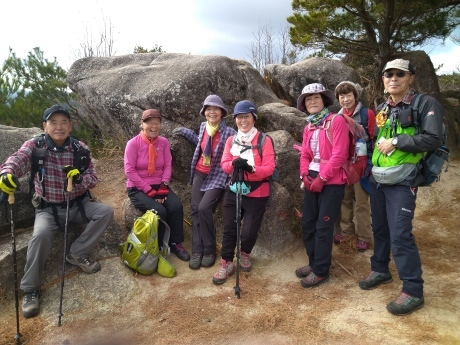黒岩谷~天狗岩南尾根~西山谷~渦森台_c0218841_17162031.jpg