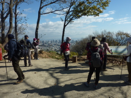 ひよどり展望公園と烏原貯水池_c0218841_19121803.jpg