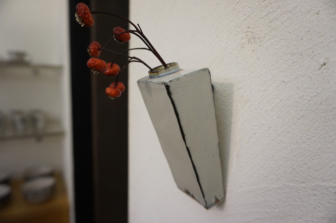 藤田佳三陶展 明日からです_b0132442_19463934.jpeg