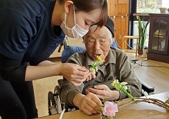 *季節のリース作りました*_f0364263_23412465.jpg
