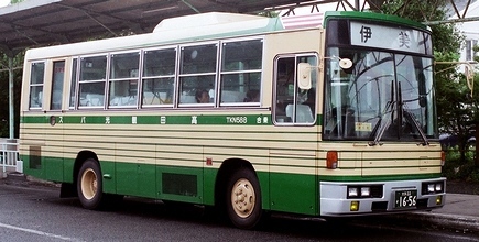 高田観光バス 日デU-RM210ESN +富士8E_e0030537_23514751.jpg