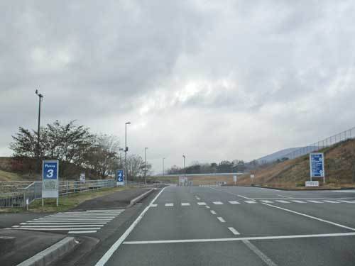 中村竜也選手が参戦するも 富士カート タイムアタックgpは雨で不発 T T バイクパーツ買取 販売 バイクバッテリーのフロントロウ