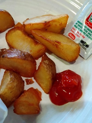 芝公園 MUNCH\'S BURGER SHACK(マンチズバーガーシャック)のスタンダードバーガー_f0112873_20260419.jpg