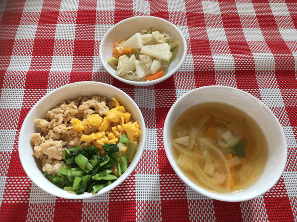 12/4の給食_c0293682_18261237.gif