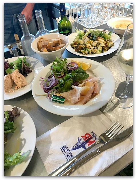 マルシェランチ \"Requins Marteaux\"_d0010182_19132104.jpg