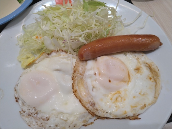 12/6 松屋 ソーセージダブルエッグ定食冷奴￥480_b0042308_06422178.jpg