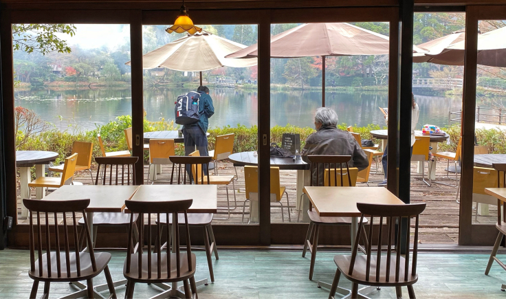 〜金鱗湖に面したテラス席が最高〜 CAFE LA RUCHE(カフェラリューシュ)_b0063958_07170561.jpg