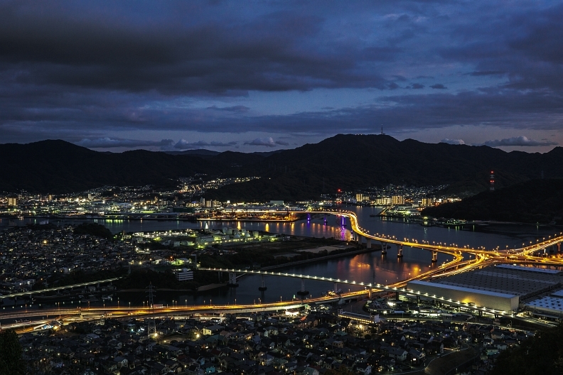 黄金山から見た夜景 Omoブログ 黄金山から見た夜景 Omoブログ