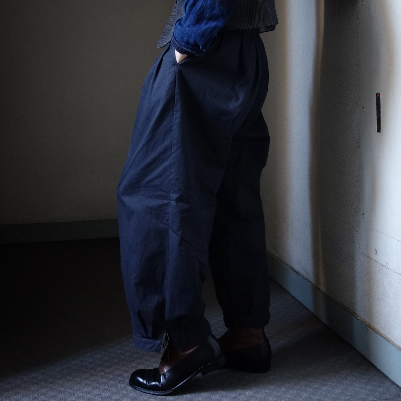 2月の製作 / anotherline pleats widepants_e0130546_17483260.jpg