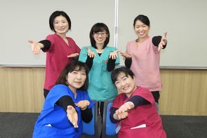 教務職員募集のお知らせ_e0196791_14303701.jpg