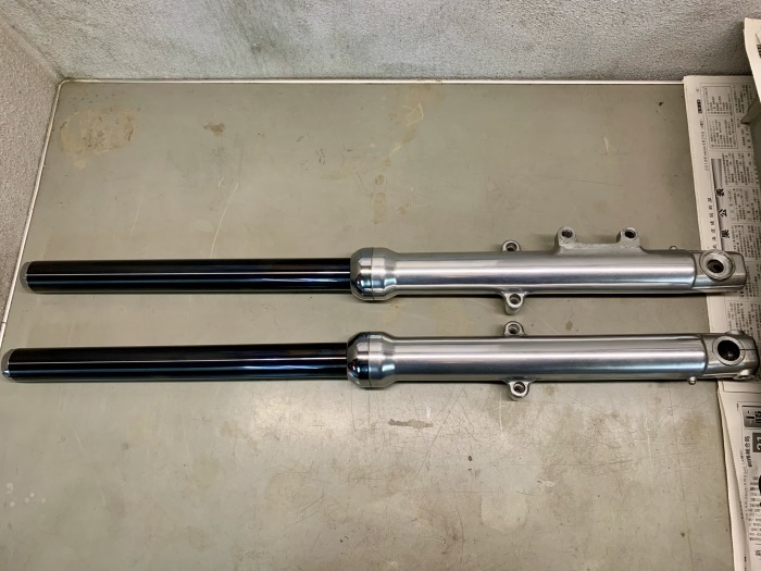 ハーレー　フロントインナーフォーク　DLCコーティング　FXDL FXDLS 等 DLC coating on front fork. フロントフォークインナーチューブ