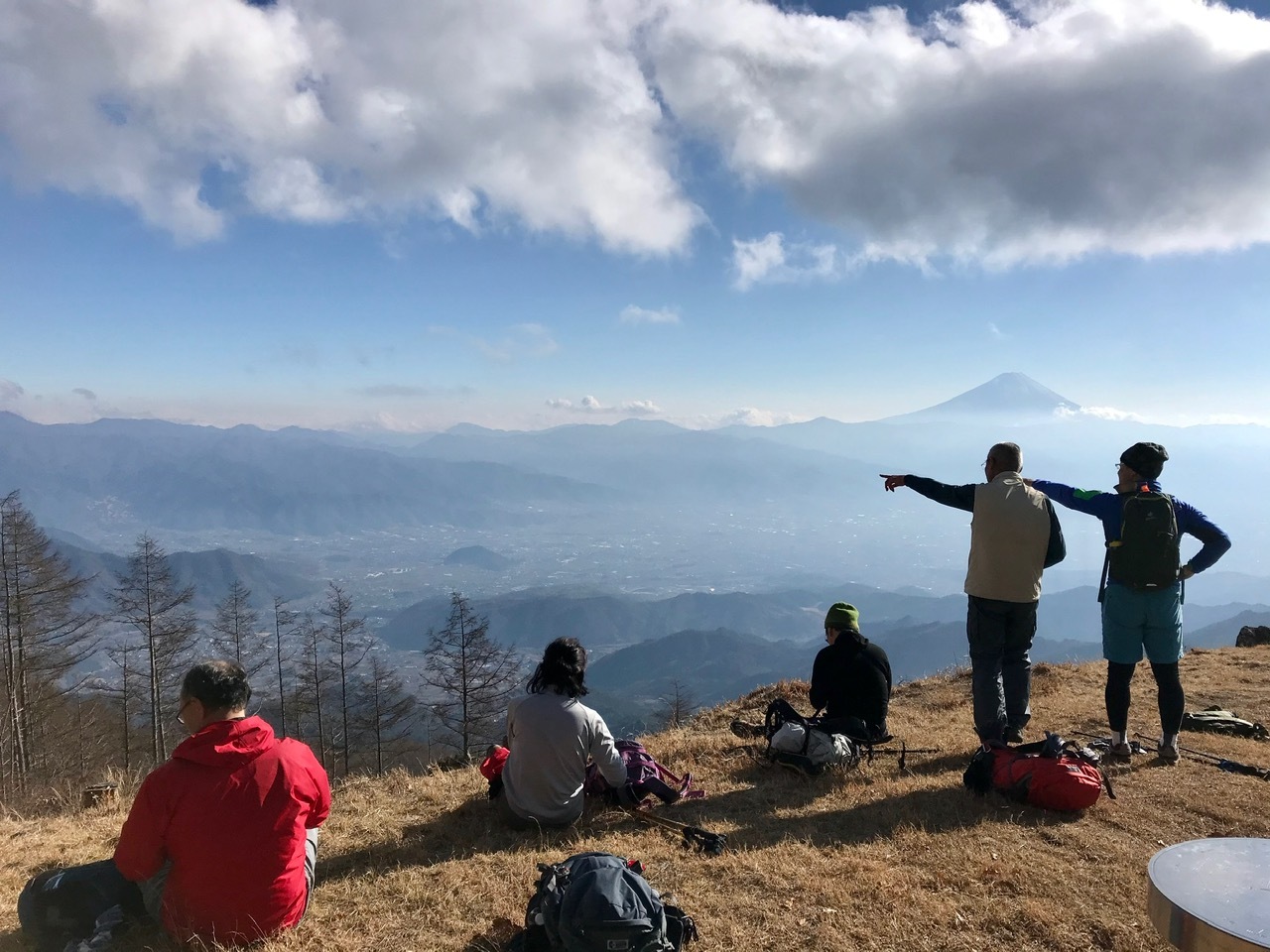 恒例、年末トレッキングはいつだって好天！_b0094033_13422028.jpg