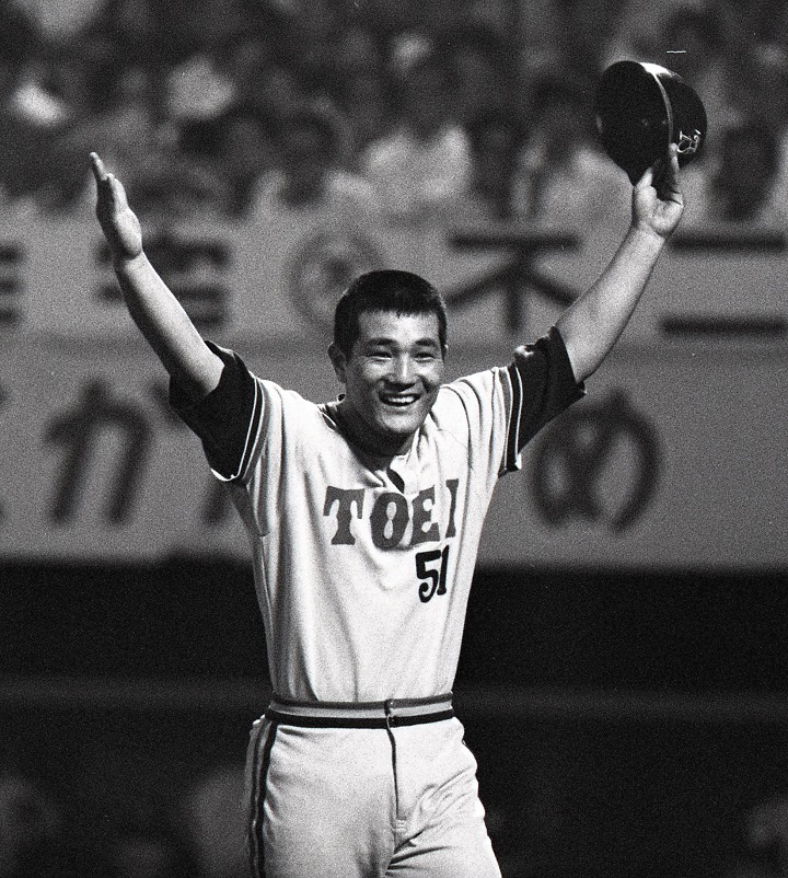 ヤクルトスワローズ　大杉勝男　直筆サイン バット　東映フライヤーズ　名球会　大洋ホエールズ