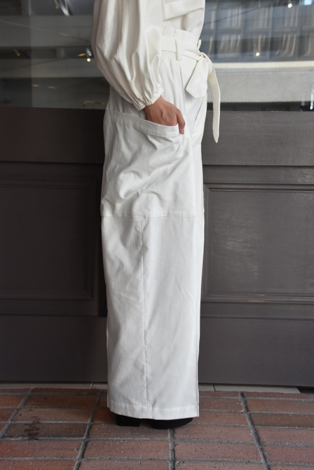 寒い季節にこそ着たい白いお洋服_e0127399_13292238.jpg
