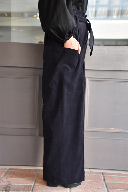 寒い季節にこそ着たい白いお洋服_e0127399_13322221.jpg