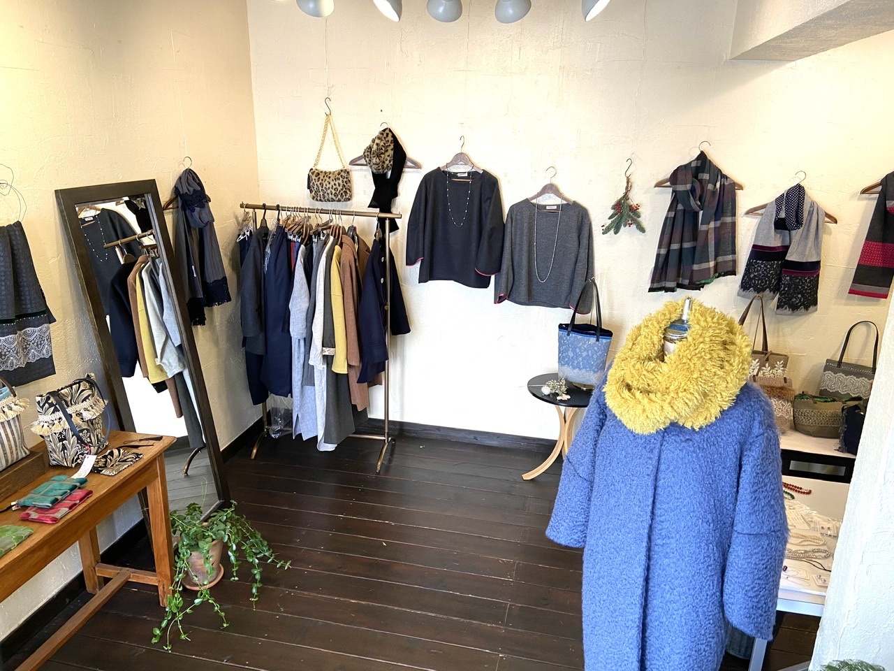 shop開催中です。_b0018004_14581298.jpeg