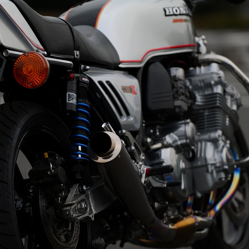 Katachi HONDA CBX 空冷6気筒_f0050534_08100033.jpg