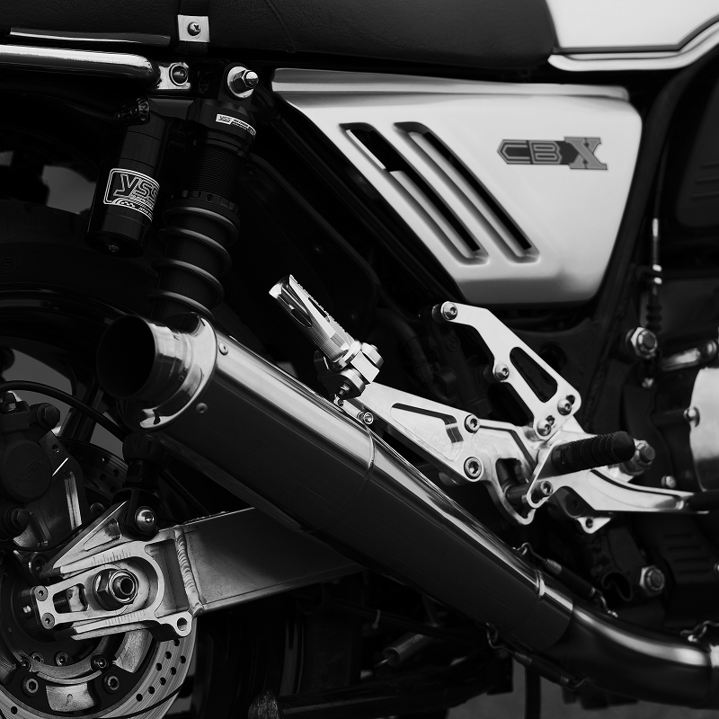 Katachi HONDA CBX 空冷6気筒_f0050534_08100175.jpg