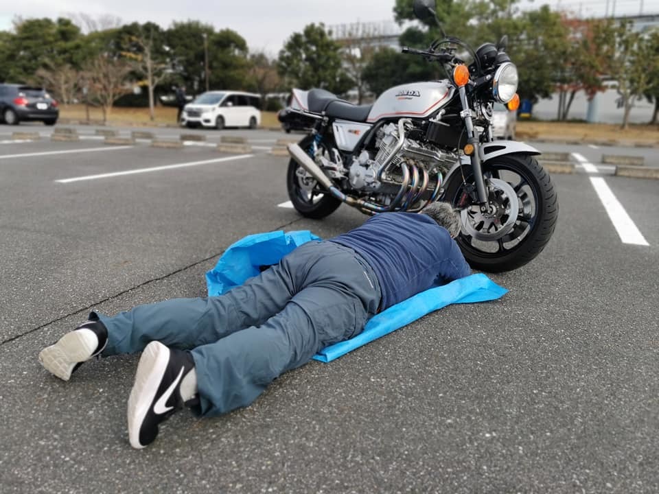Katachi HONDA CBX 空冷6気筒_f0050534_08203034.jpg