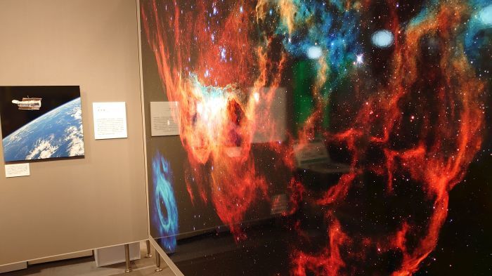 Genesis　　ハッブル宇宙望遠鏡　写真展_f0050534_16175691.jpg