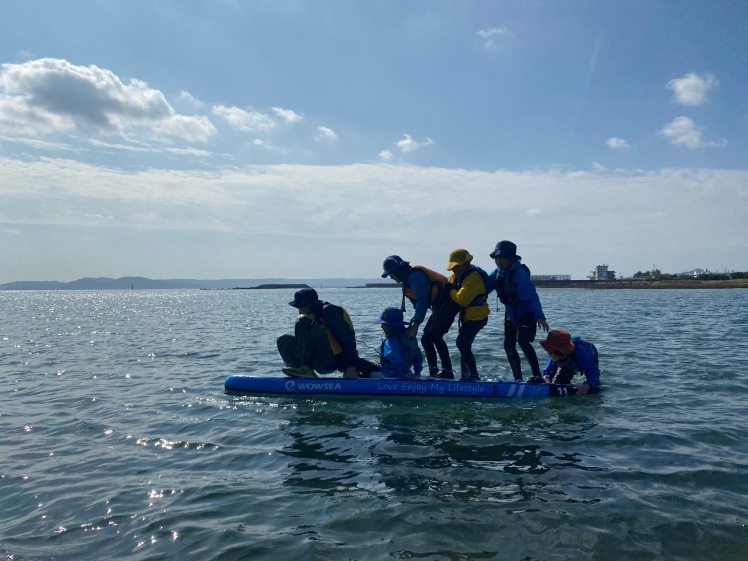 ネコクラブC-08◆冬の野遊びと海遊びキャンプ〔2日目〕12月、今年最後のガッツリ海遊び。丸一日、中城村の海で、SUPを満喫しました。それにしてもいい天気だった〜!_d0363878_20585208.jpg