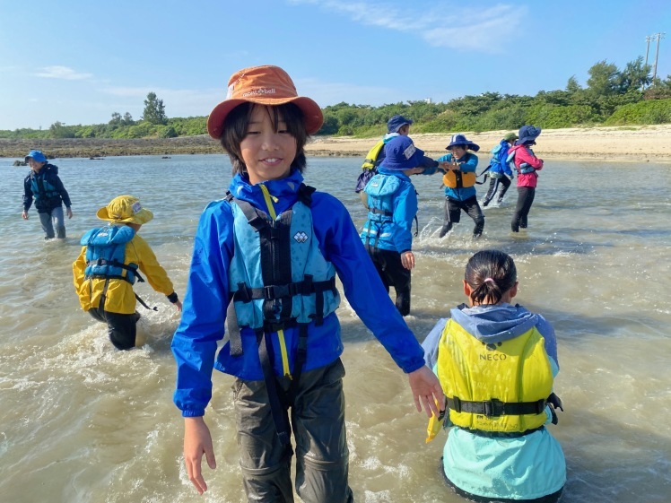 ネコクラブC-08◆冬の野遊びと海遊びキャンプ〔2日目〕12月、今年最後のガッツリ海遊び。丸一日、中城村の海で、SUPを満喫しました。それにしてもいい天気だった〜!_d0363878_20593574.jpg