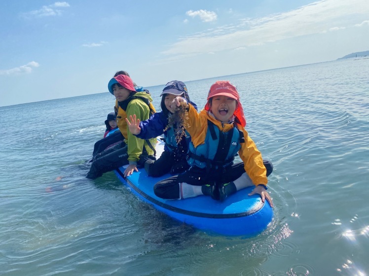 ネコクラブC-08◆冬の野遊びと海遊びキャンプ〔2日目〕12月、今年最後のガッツリ海遊び。丸一日、中城村の海で、SUPを満喫しました。それにしてもいい天気だった〜!_d0363878_21002904.jpg