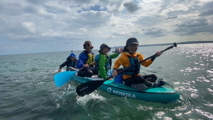 ネコクラブC-08◆冬の野遊びと海遊びキャンプ〔2日目〕12月、今年最後のガッツリ海遊び。丸一日、中城村の海で、SUPを満喫しました。それにしてもいい天気だった〜!_d0363878_21010826.jpg
