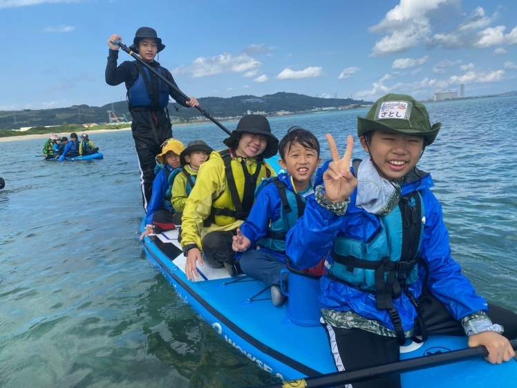 ネコクラブC-08◆冬の野遊びと海遊びキャンプ〔2日目〕12月、今年最後のガッツリ海遊び。丸一日、中城村の海で、SUPを満喫しました。それにしてもいい天気だった〜!_d0363878_21010854.jpg