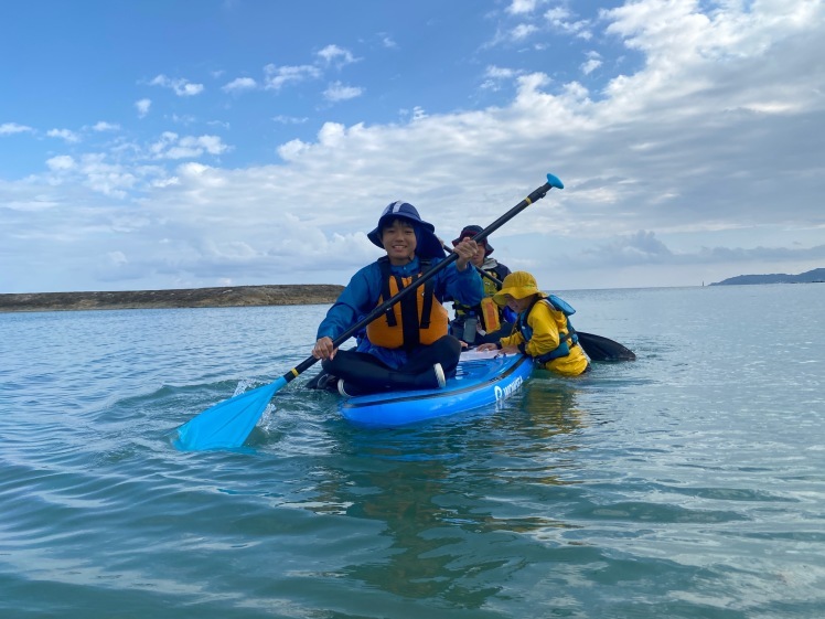 ネコクラブC-08◆冬の野遊びと海遊びキャンプ〔2日目〕12月、今年最後のガッツリ海遊び。丸一日、中城村の海で、SUPを満喫しました。それにしてもいい天気だった〜!_d0363878_21014847.jpg
