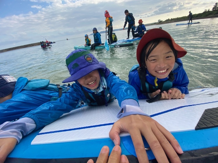 ネコクラブC-08◆冬の野遊びと海遊びキャンプ〔2日目〕12月、今年最後のガッツリ海遊び。丸一日、中城村の海で、SUPを満喫しました。それにしてもいい天気だった〜!_d0363878_21023816.jpg