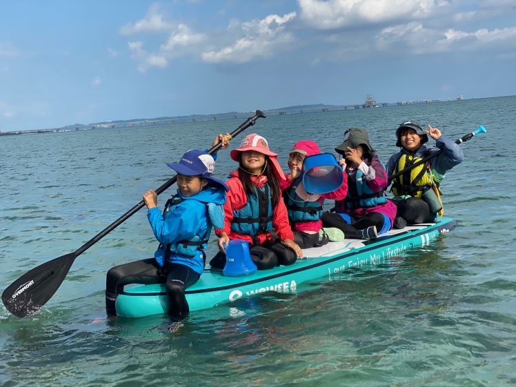 ネコクラブC-08◆冬の野遊びと海遊びキャンプ〔2日目〕12月、今年最後のガッツリ海遊び。丸一日、中城村の海で、SUPを満喫しました。それにしてもいい天気だった〜!_d0363878_21054687.jpg