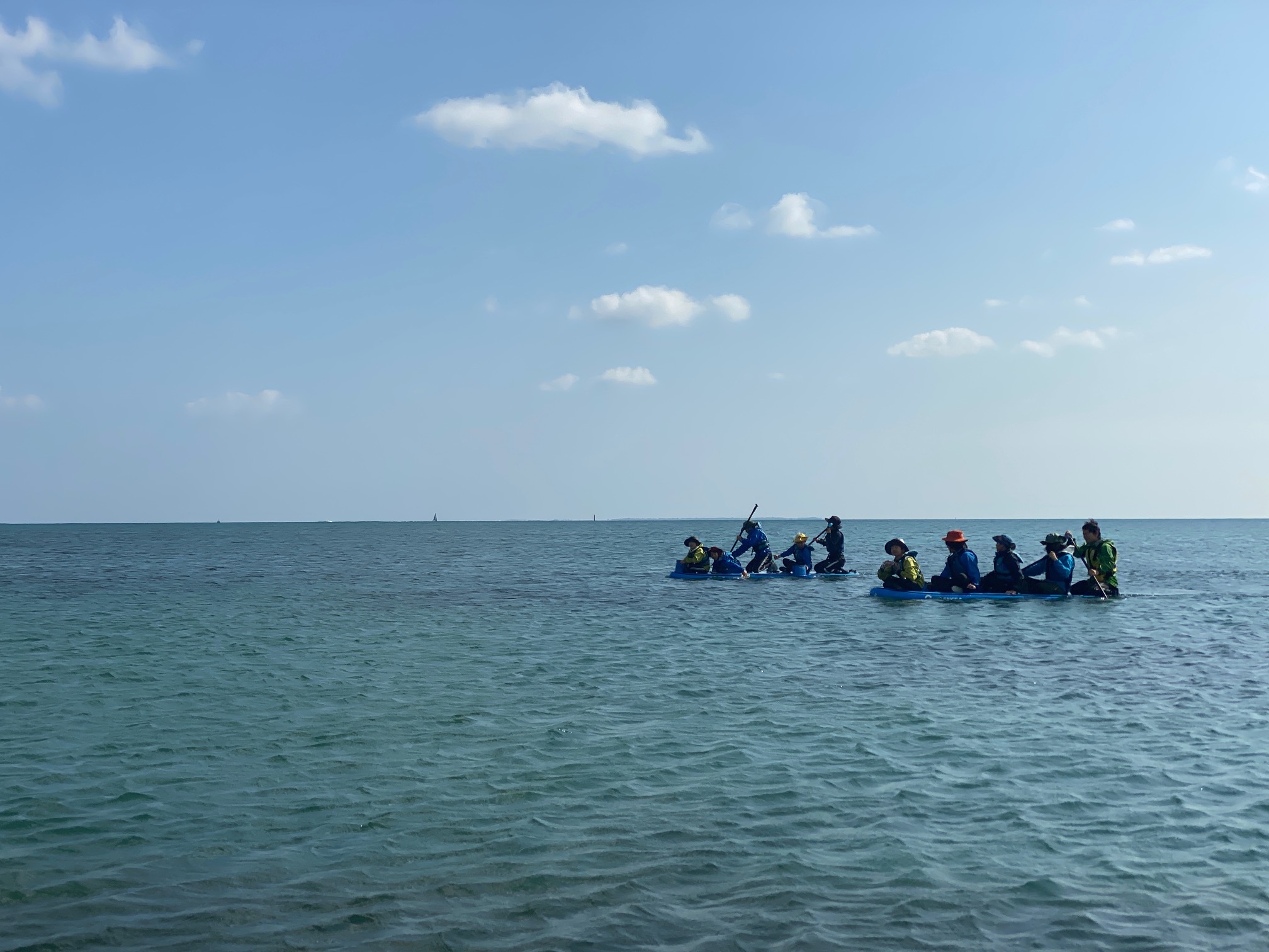 ネコクラブC-08◆冬の野遊びと海遊びキャンプ〔2日目〕12月、今年最後のガッツリ海遊び。丸一日、中城村の海で、SUPを満喫しました。それにしてもいい天気だった〜!_d0363878_21063807.jpg