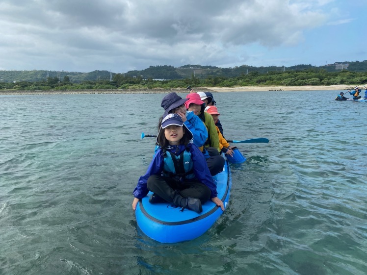 ネコクラブC-08◆冬の野遊びと海遊びキャンプ〔2日目〕12月、今年最後のガッツリ海遊び。丸一日、中城村の海で、SUPを満喫しました。それにしてもいい天気だった〜!_d0363878_21063982.jpg