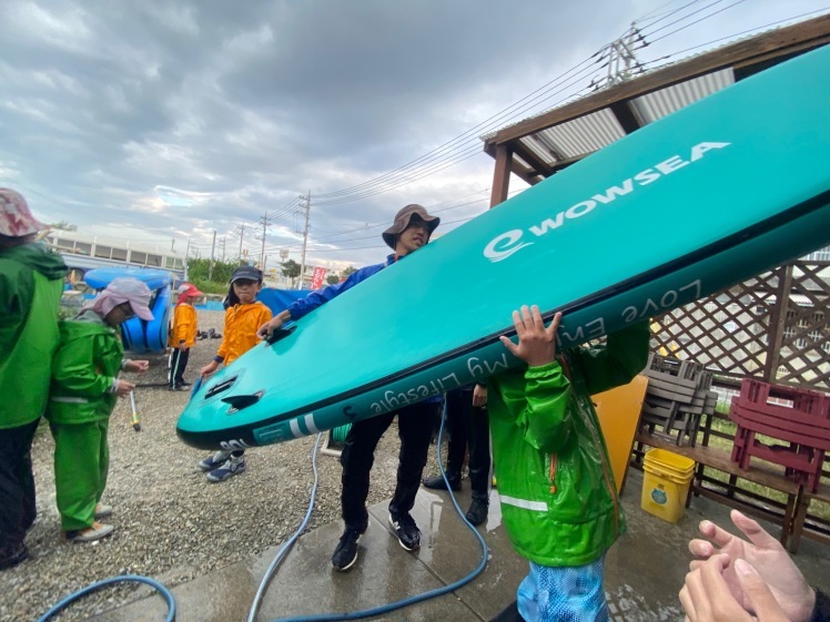 ネコクラブC-08◆冬の野遊びと海遊びキャンプ〔2日目〕12月、今年最後のガッツリ海遊び。丸一日、中城村の海で、SUPを満喫しました。それにしてもいい天気だった〜!_d0363878_21072243.jpg