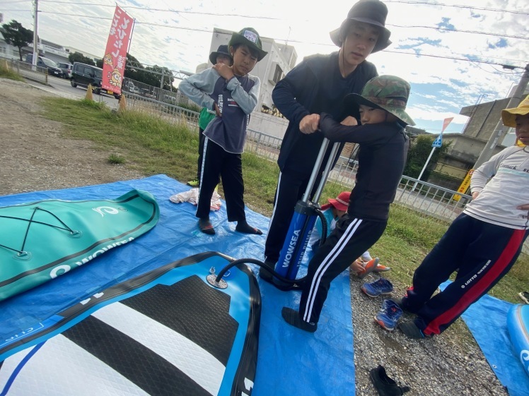 ネコクラブC-08◆冬の野遊びと海遊びキャンプ〔2日目〕12月、今年最後のガッツリ海遊び。丸一日、中城村の海で、SUPを満喫しました。それにしてもいい天気だった〜!_d0363878_21104489.jpg