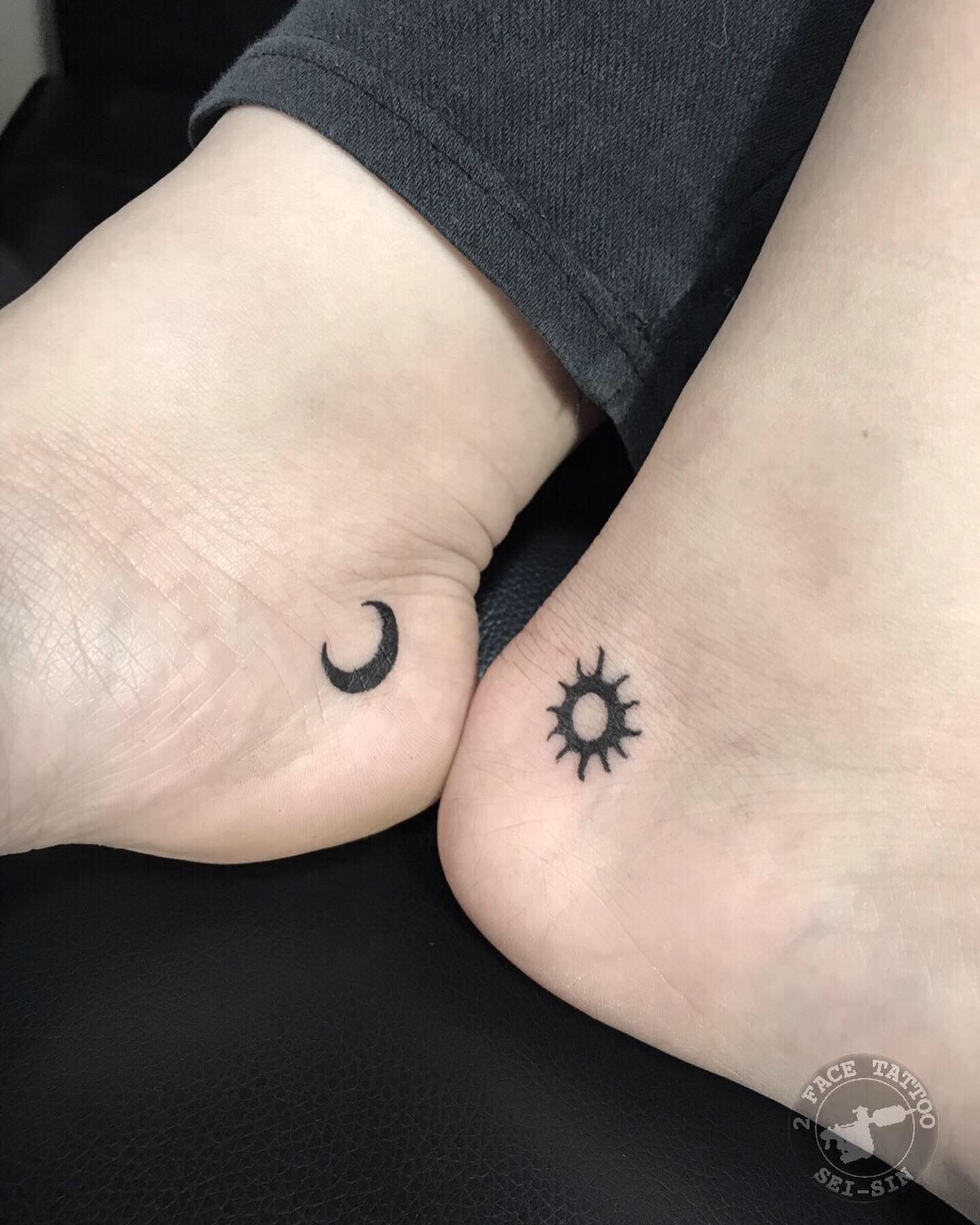 月 太陽 ワンポイント 2face Tattoo Studio Japan 千葉県木更津市 刺青処 聖針