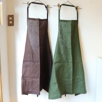【fog linen work /フォグリネンワーク】エプロン 入荷しました。_f0325437_12244677.jpg