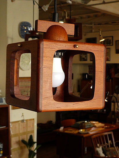 Teak pendant lamp_c0139773_18474766.jpg