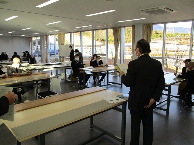 富士市議会と富士宮市議会の意見交換会in富士市新環境クリーンセンター_f0141310_08040630.jpg