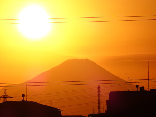 冬至間近の富士山頂への日の入り_e0413146_19463062.jpg