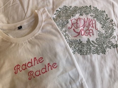 radhika yogaオリジナルTシャツ予約販売開始hしましたー♪_a0267845_08435176.jpg