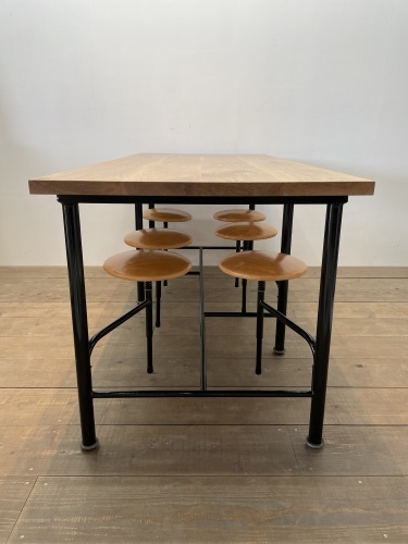 OLD TABLE & STOOL_c0146581_15042842.jpg