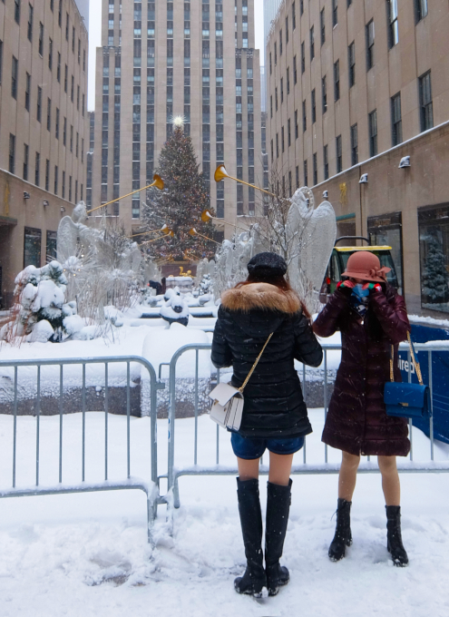 大雪のNY、ロックフェラーセンターのクリスマスツリー 2020_b0007805_07513875.jpg