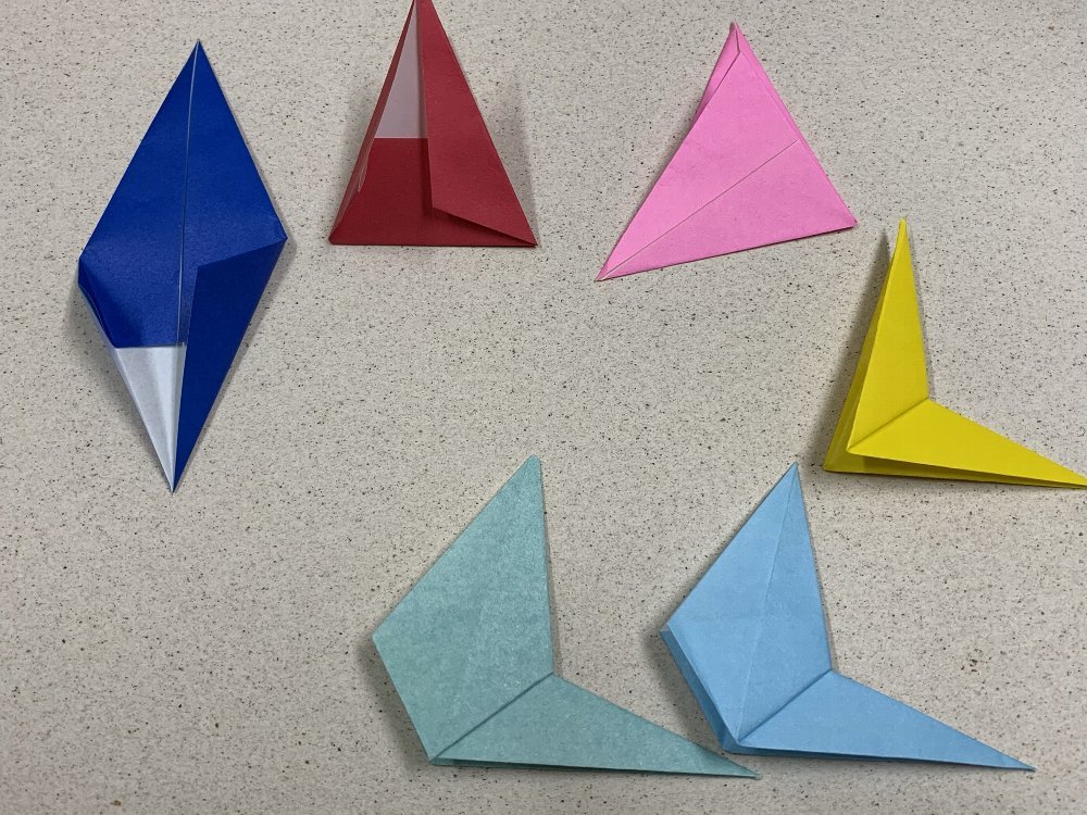 折り方図の代わりに途中折りを ガジャのねーさんの 空をみあげて Hazle Cucu 折り方図の代わりに途中折りを ガジャのねーさんの 空をみあげて Hazle Cucu