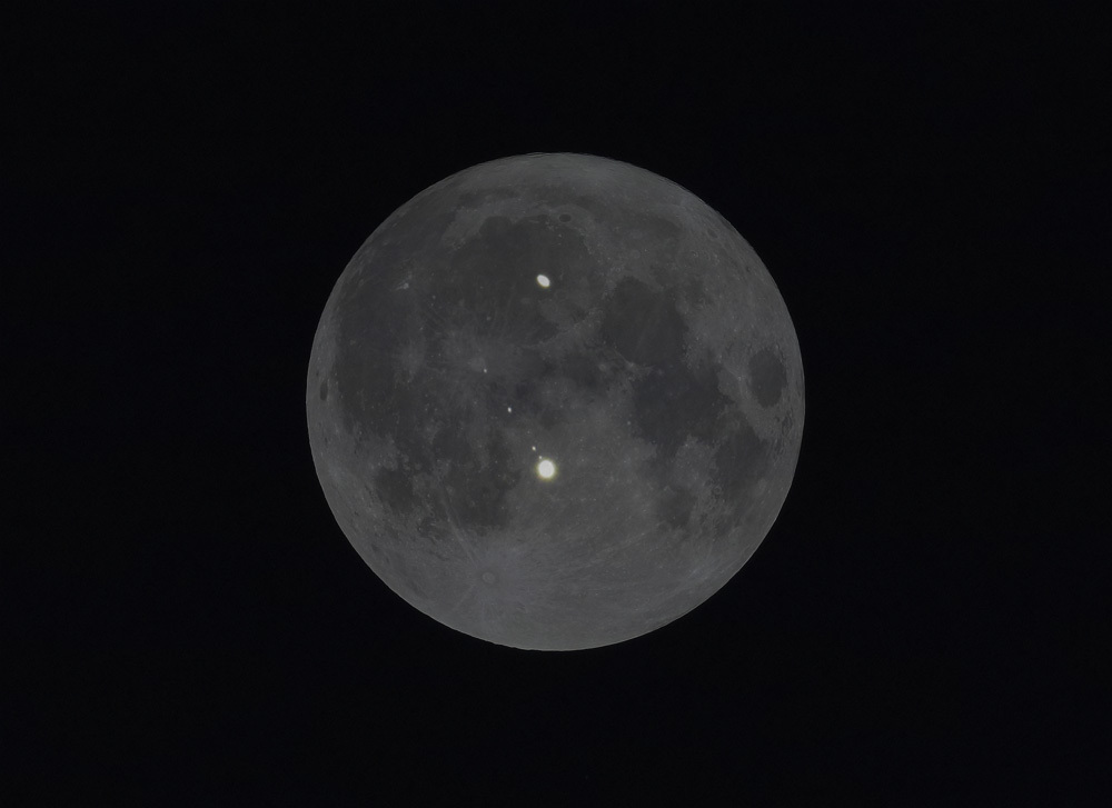 木星と土星の大接近(2020年12月19日、20日)_c0350853_22521760.jpg